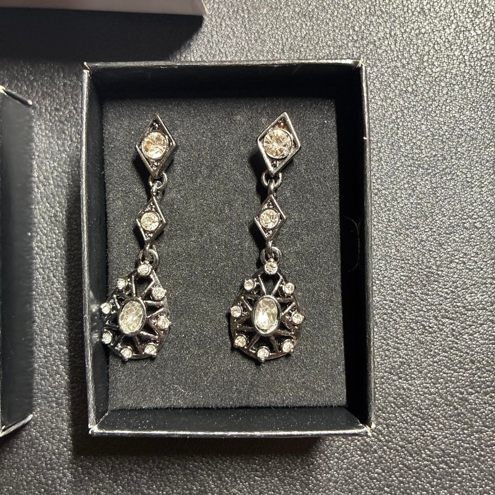 Avon GunMetal Dangle Drop Earrings